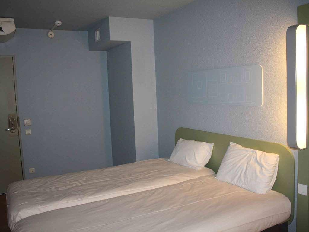 Ibis Budget Lyon Villeurbanne Room photo